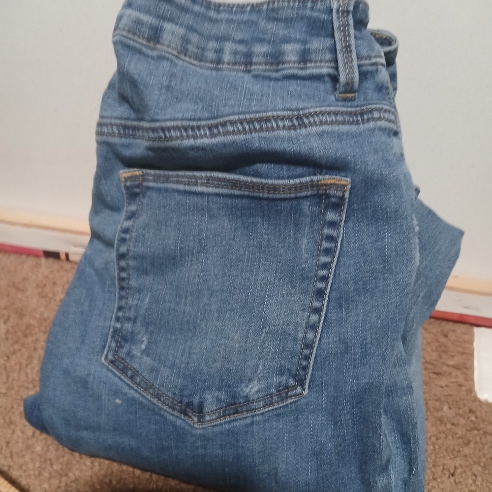 Chicos The Platinum Boyfriend Jeans Size 00 Ripped Distressed Light Wash